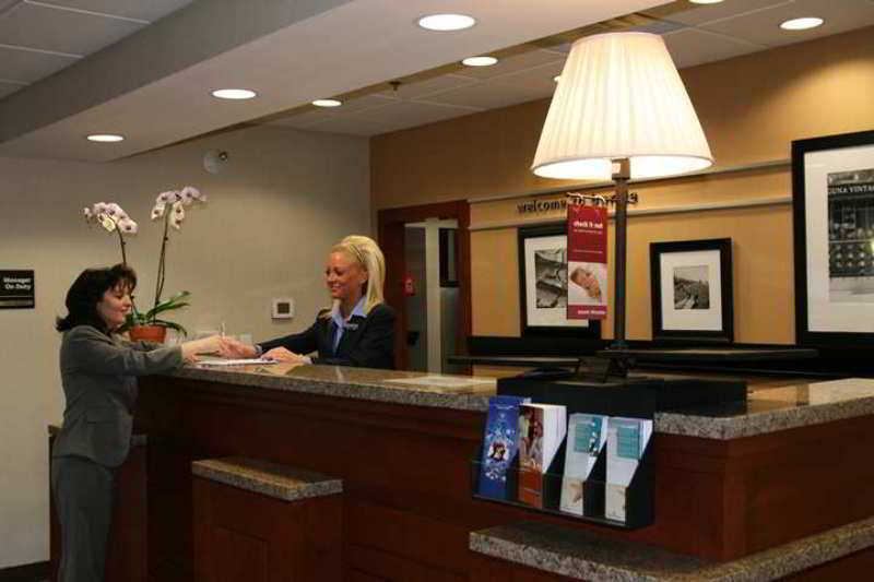 Hampton Inn & Suites By Hilton Barrie Interior foto